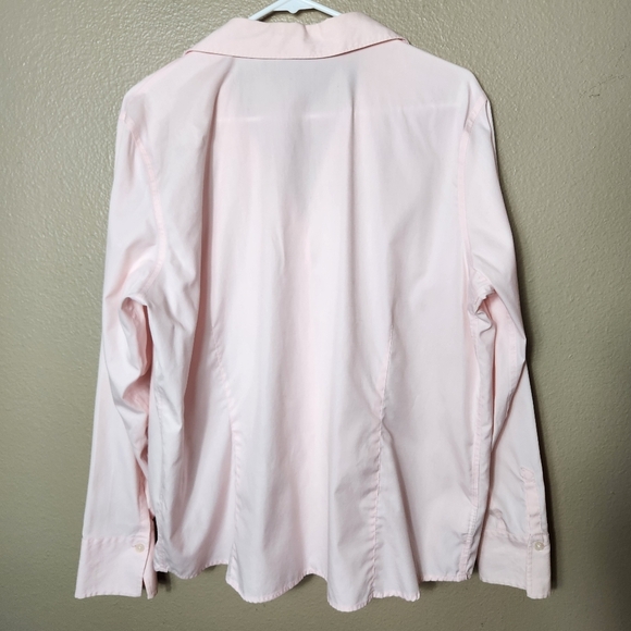 Eddie Bauer Womens |XL| Pastel Pink Wrinkle Resistant LS V-neck Button Up Shirt - Picture 4 of 7